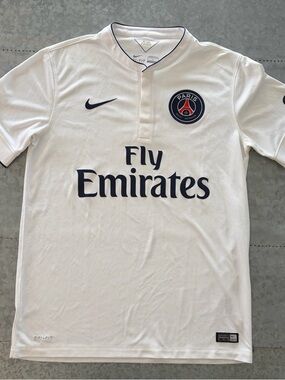 Nike Paris Saint-Germain Football Club, Fly Emirates 2014 Soccer Jersey, Medium